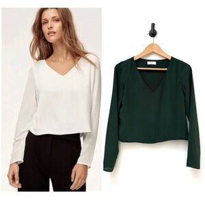 Aritzia Babaton Murphy V-Neck Long Sleeve Top Blouse Dark Green